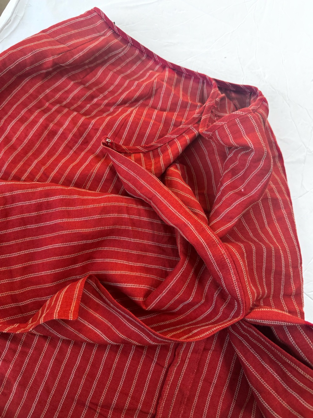 A-line Anne Klein Vintage 90s Linen Faux Wrap 8 Red Striped Linen Mini Skirt Y2K - Picture 7 of 15